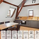 Lägenhet Sandapart34 - 4 Tolle Fewos Von 1-9 Pers Mitten In Der Altstadt