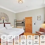 Lägenhet Sandapart34 - 4 Tolle Fewos Von 1-9 Pers Mitten In Der Altstadt